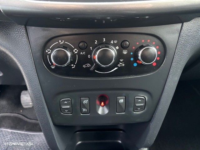 Dacia Sandero 0.9 TCe Stepway - 17