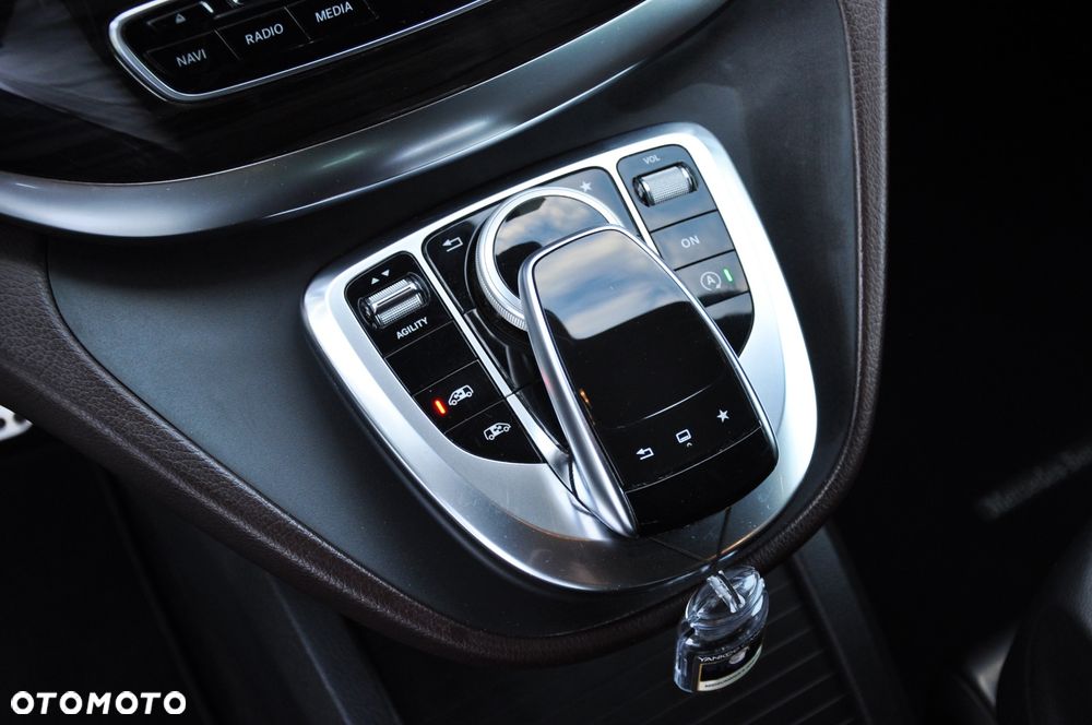 Mercedes-Benz Klasa V 250 (BlueTEC) d Avantgarde 7G-Tronic (d³ugi) - 24