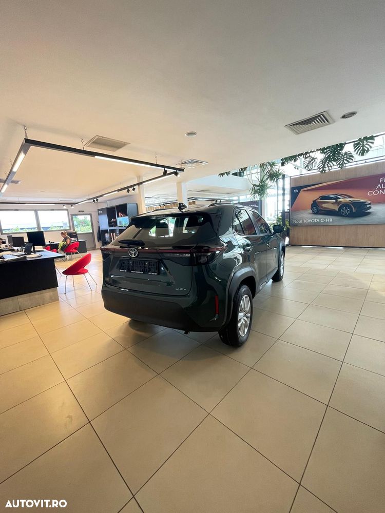 Toyota Yaris Cross 1.5 VVT-i HSD 116 4x2 HEV Business - 6