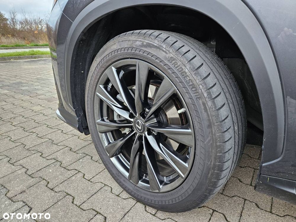 Lexus NX 450h+ F Sport AWD - 6