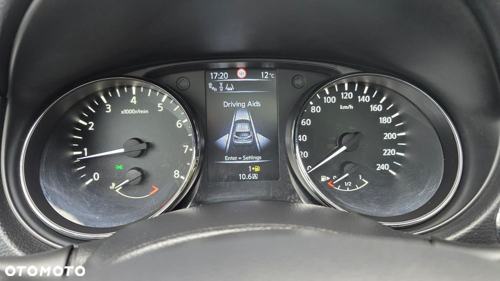 Nissan Qashqai - 14