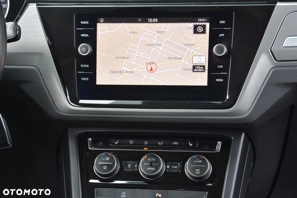 Volkswagen Touran 2.0 TDI BMT Comfortline - 17