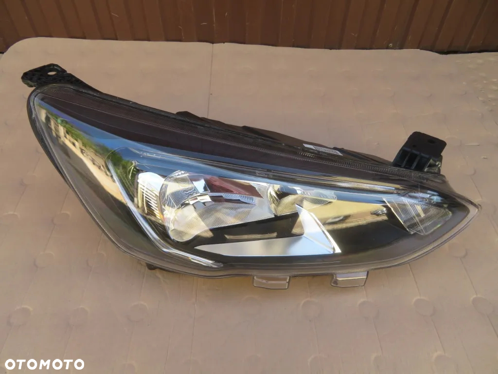REFLEKTOR PRAWY FORD FOCUS IV MK4 LED 18-21R MX7B-13E014-CC DEMONTAŻ KRAKÓW - 6