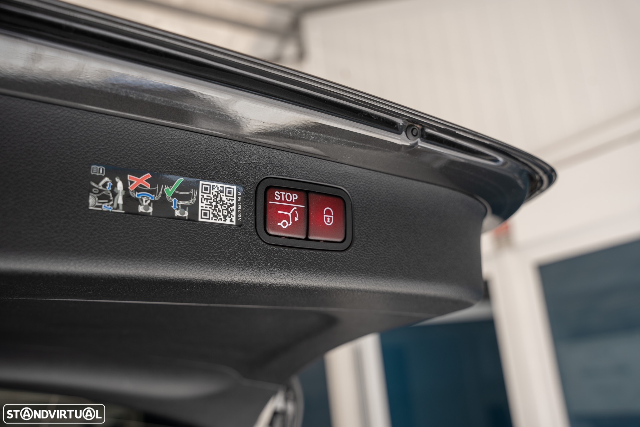 Mercedes-Benz E 300 de AMG Line - 29