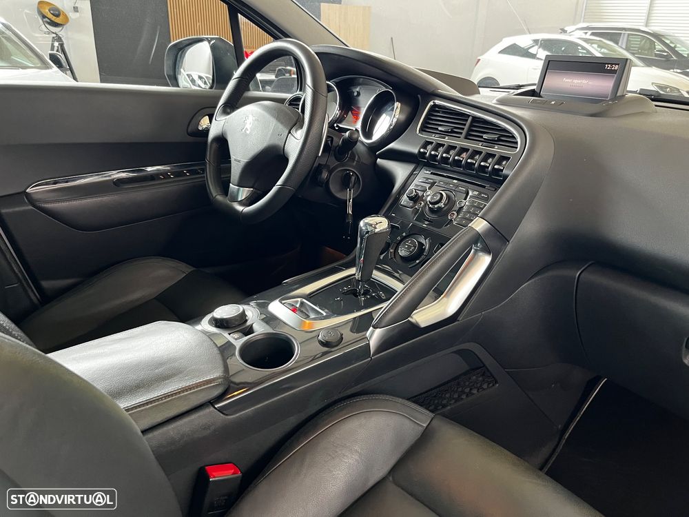 Peugeot 3008 1.6 HDi Sport CMP6 - 11