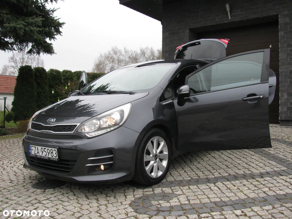 Kia Rio 1.2 Dream Team Edition - 13