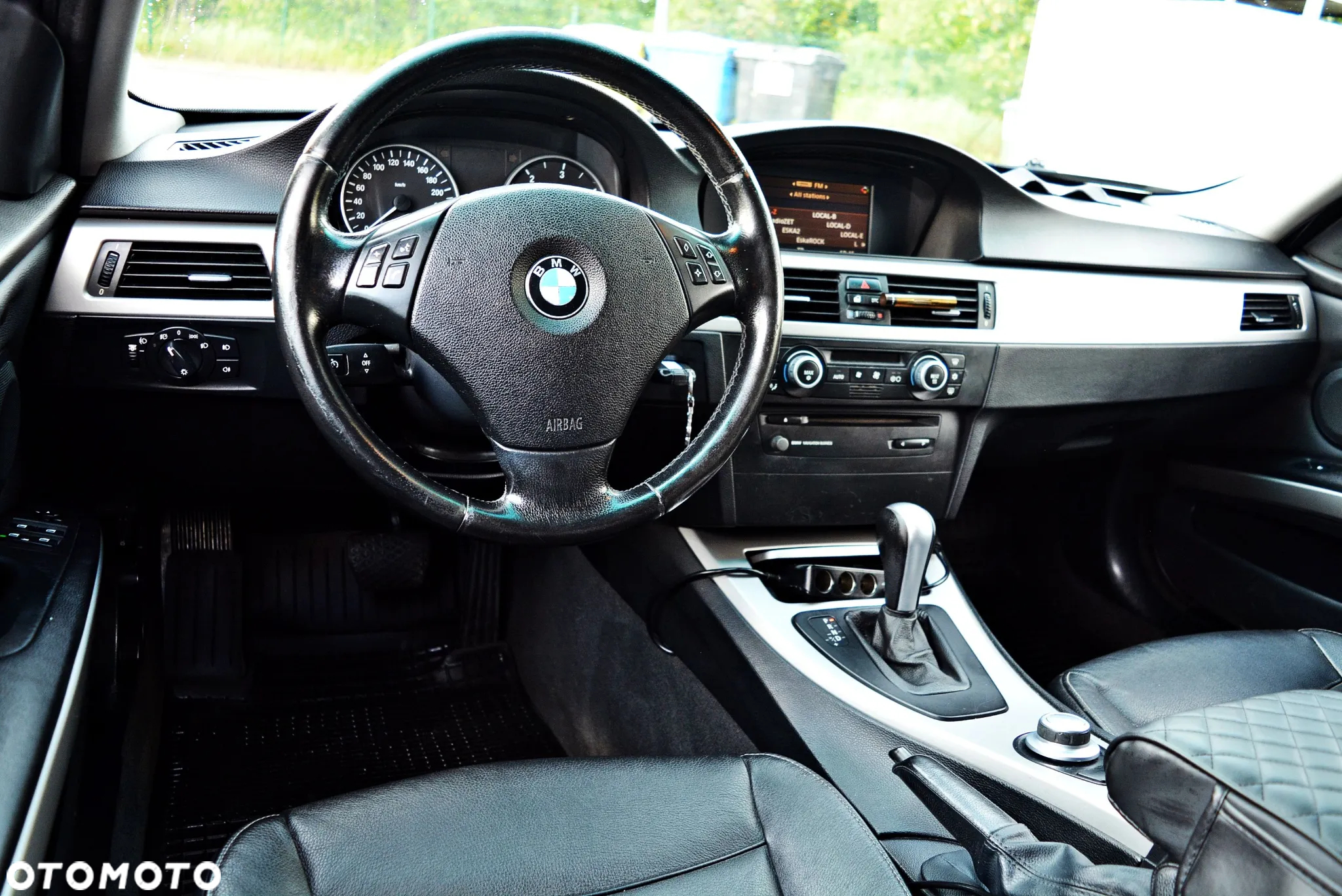 BMW Seria 3 320d DPF Touring Edition Fleet Sport - 15