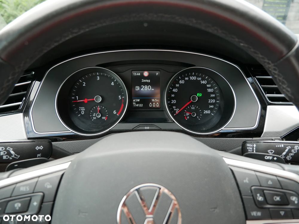 Volkswagen Passat 2.0 TDI EVO Business DSG - 18