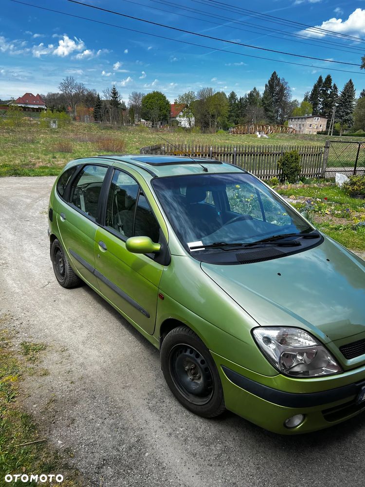 Renault Scenic 1.9 dCi Authentique - 1