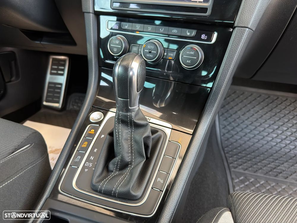 VW Golf R 4Motion BlueMotion DSG - 9