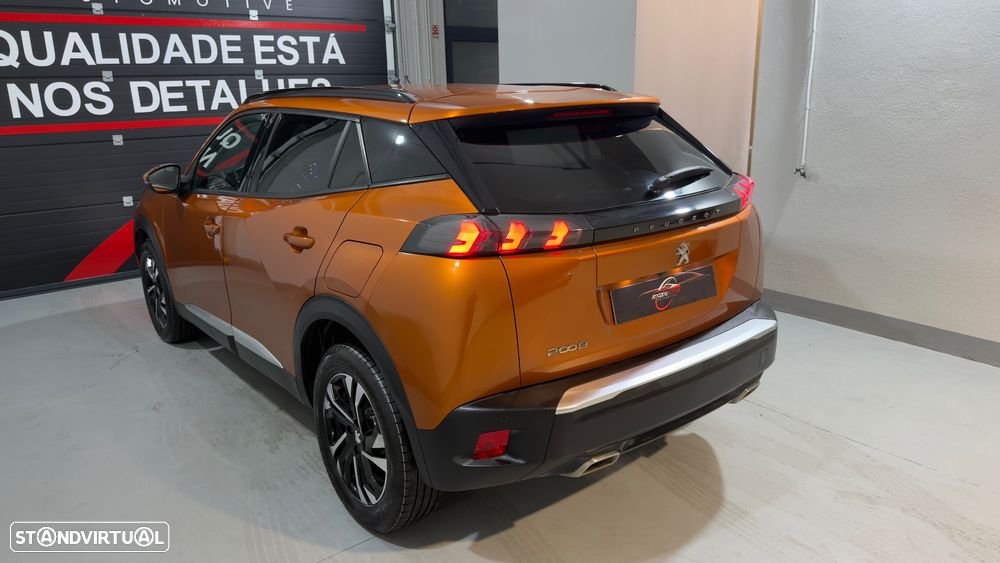 Peugeot 2008 1.2 PureTech Allure EAT8 - 12