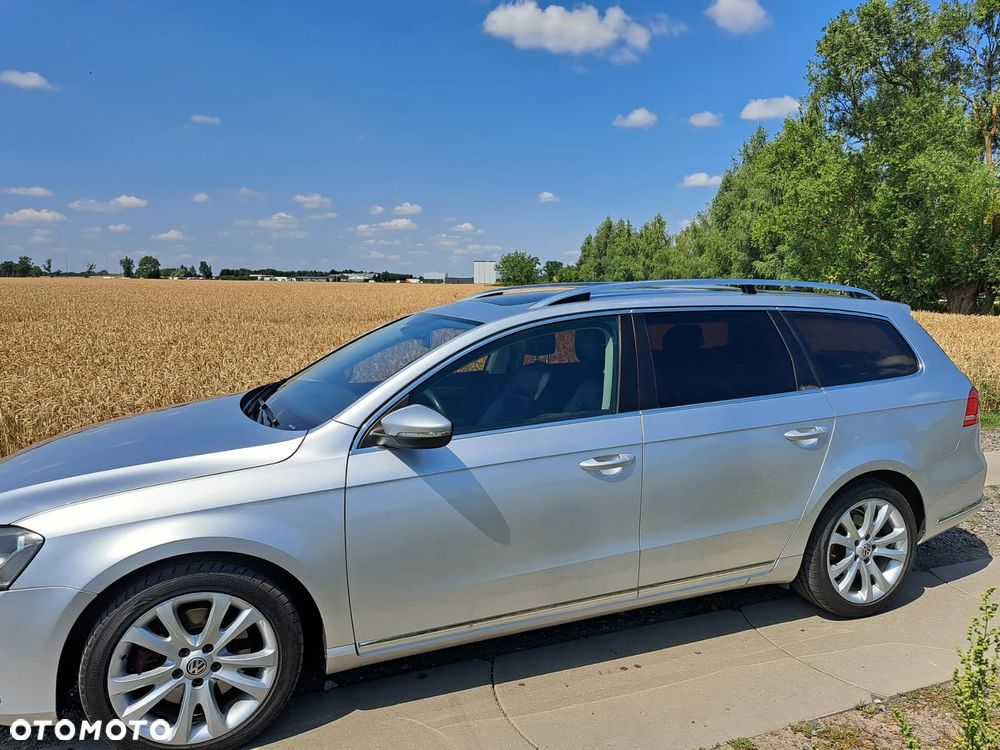 Volkswagen Passat 2.0 TDI Comfortline DSG - 3