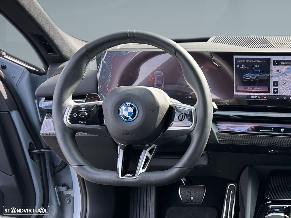 BMW i5 eDrive40 Pack Desportivo M - 11