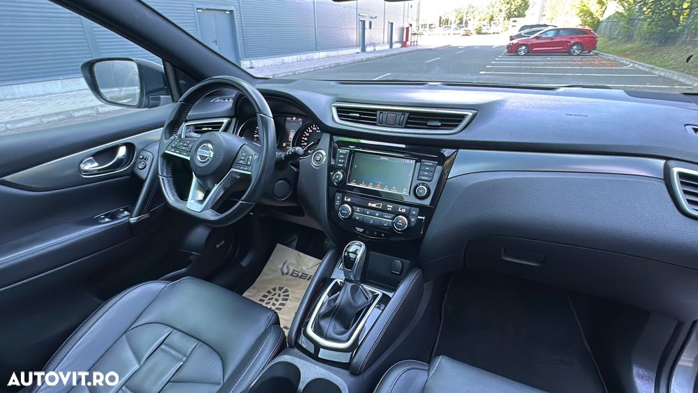 Nissan Qashqai 1.3 DIG-T DCT TEKNA+ - 31