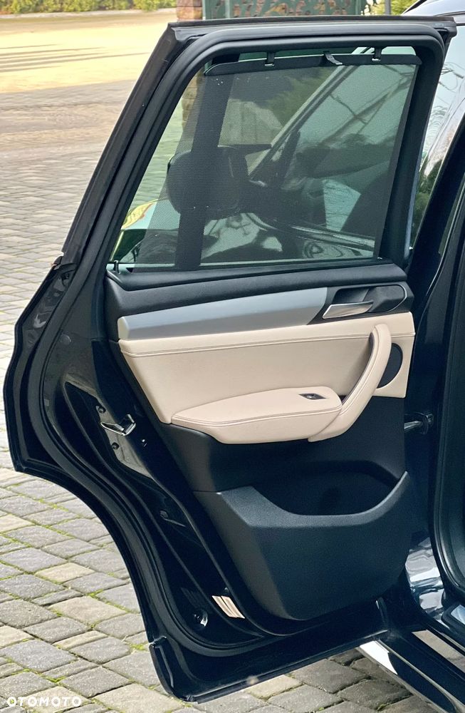 BMW X3 xDrive28i - 24