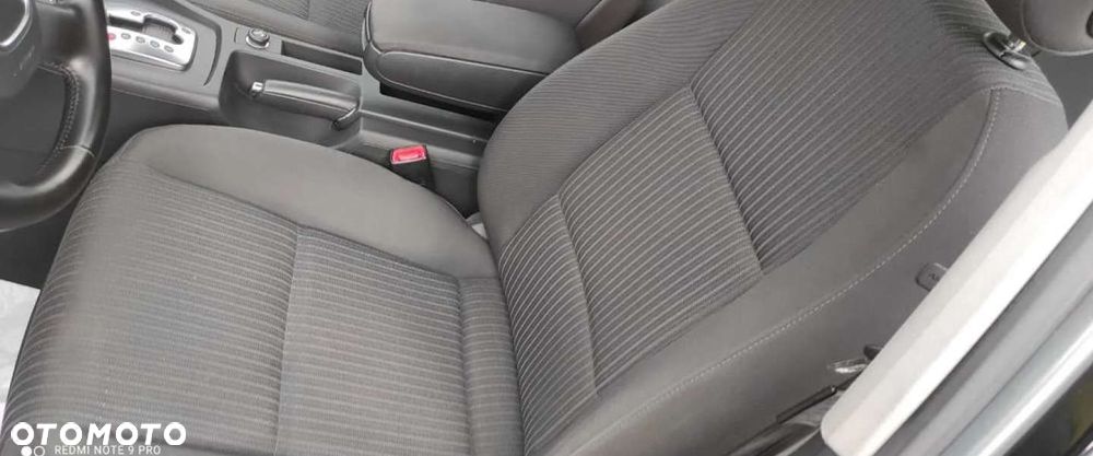 Audi A4 Limousine - 5