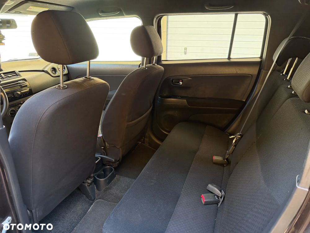 Daihatsu Materia 1.5 - 8