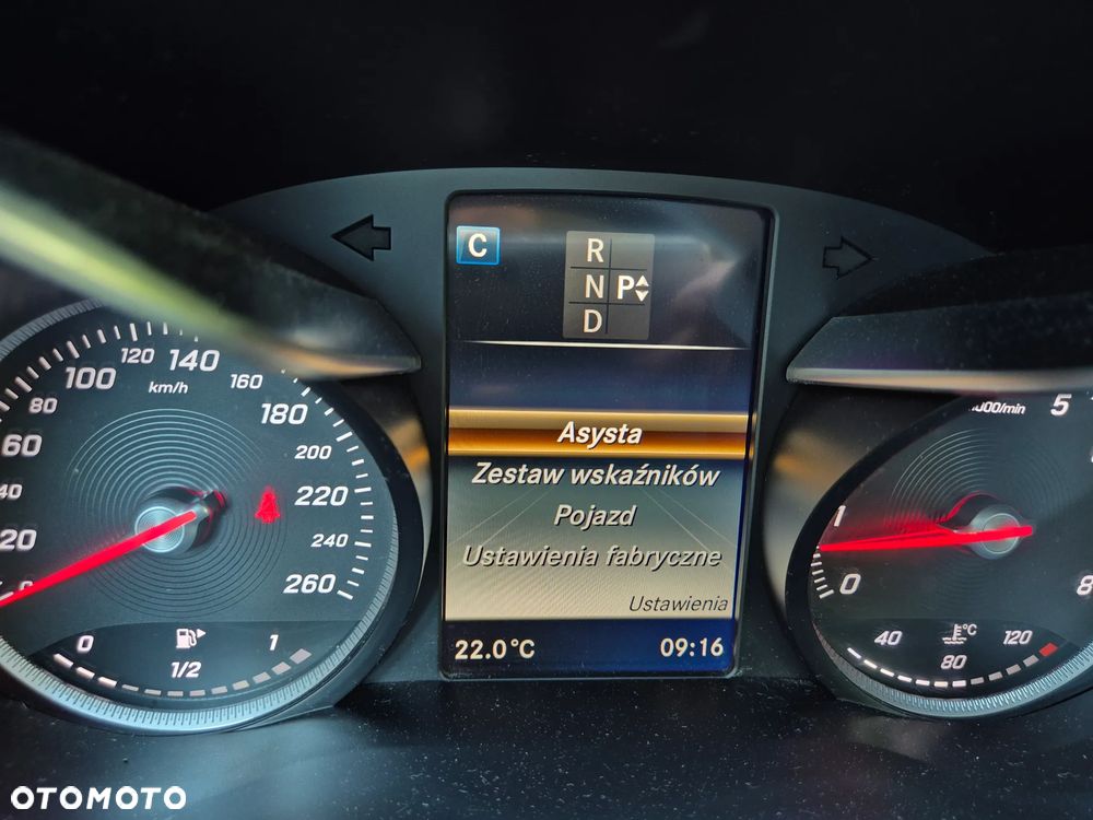 Mercedes-Benz Klasa C 200 7G-TRONIC Avantgarde - 33