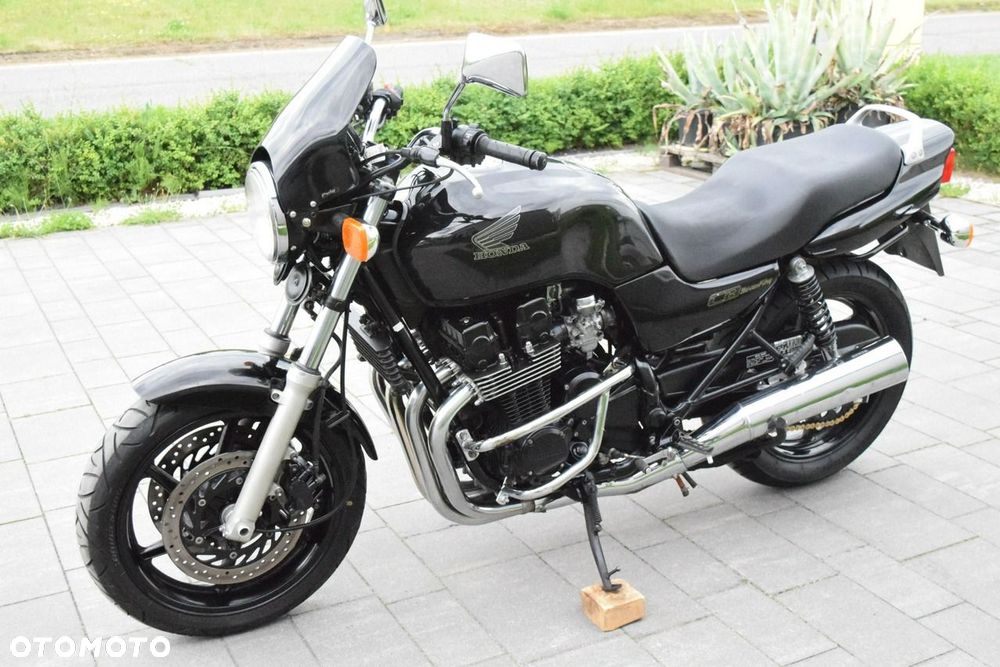 Honda CB - 4
