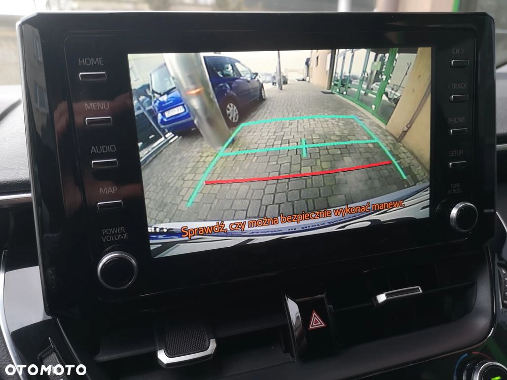 Toyota Corolla 1.8 Hybrid Active - 18