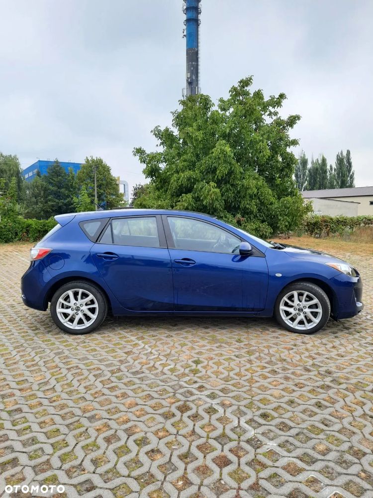 Mazda 3 - 4