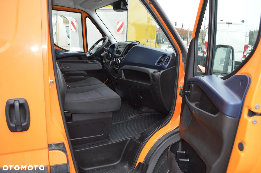 Iveco 35S16 - 13