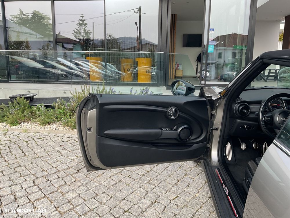 MINI Cabrio Cooper D - 27