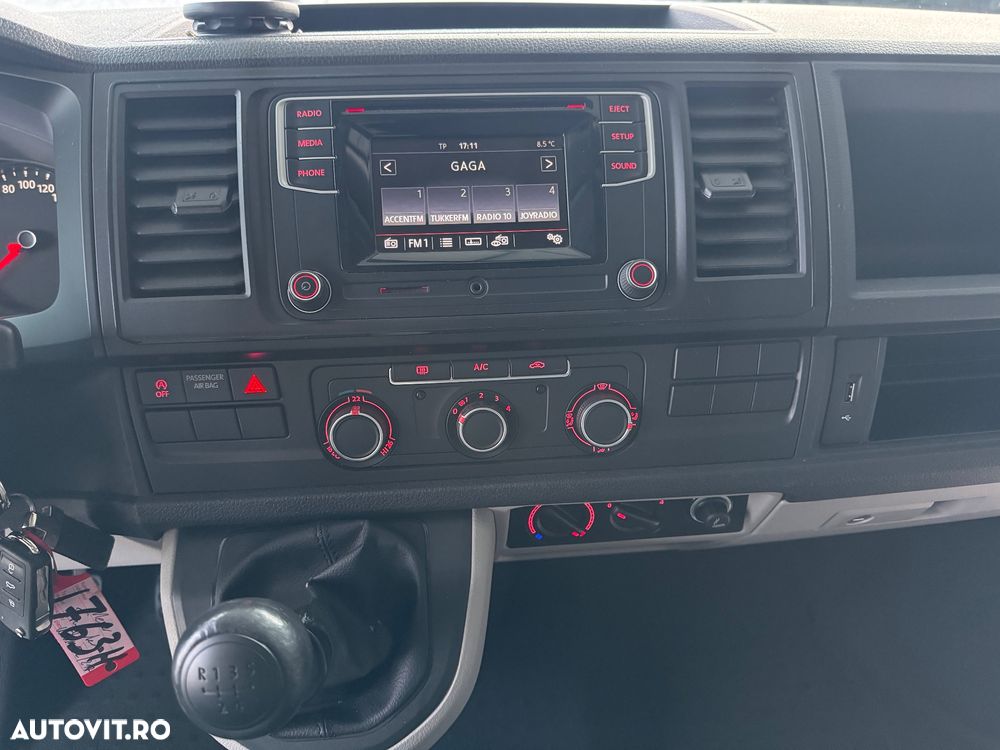 Volkswagen Transporter Lang EU6 - 21