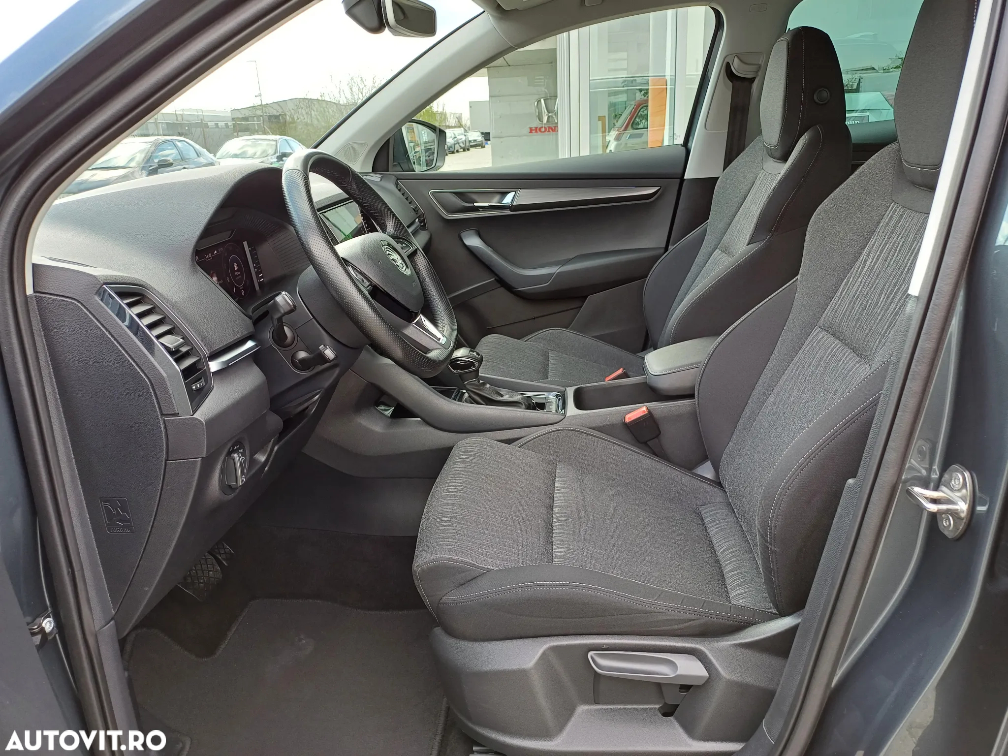 Skoda Karoq 1.5 TSI DSG Sportline - 10