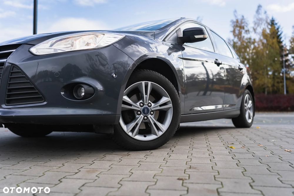 Ford Focus 1.6 Trend - 8