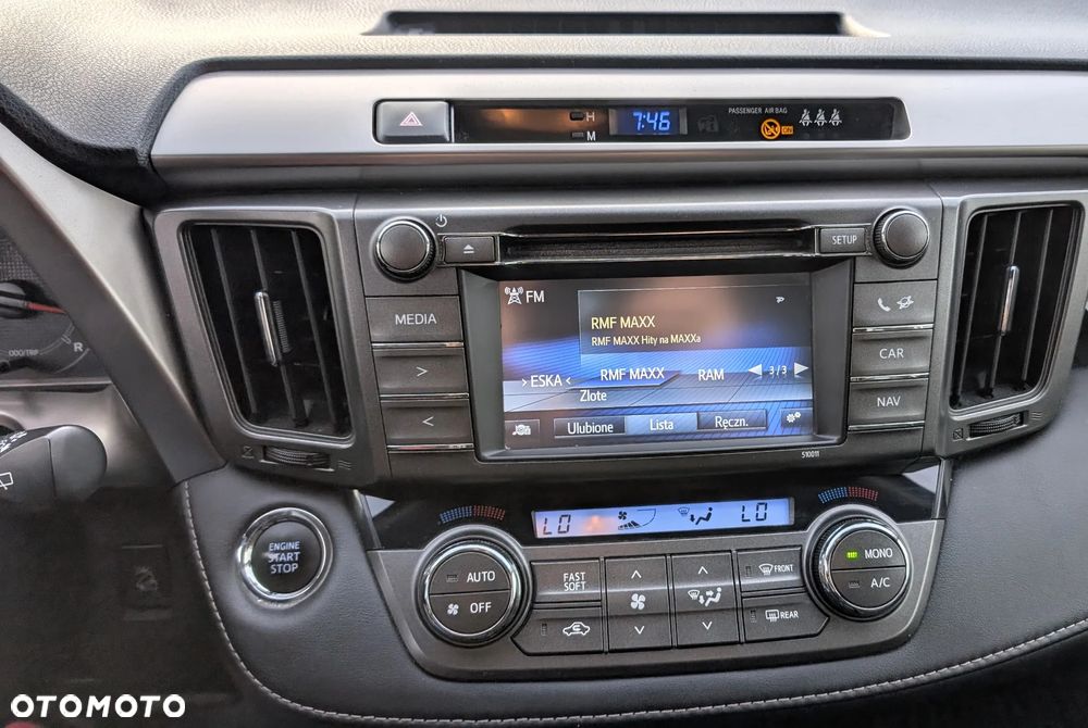 Toyota RAV4 - 14