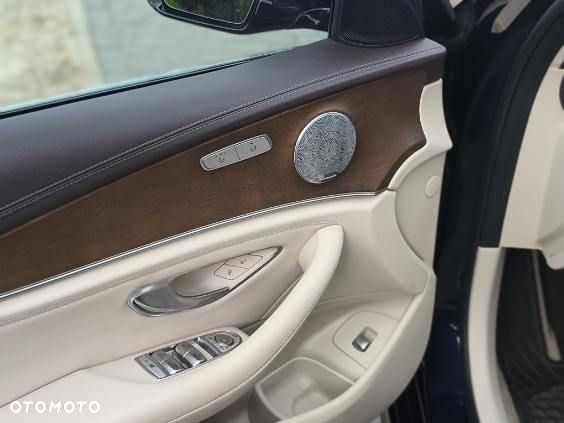 Mercedes-Benz Klasa E 220 d 4-Matic 9G-TRONIC - 14