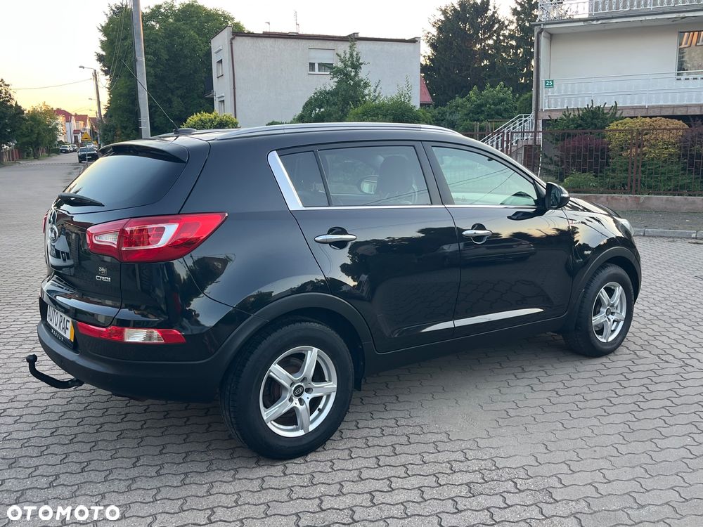 Kia Sportage 2.0 CRDI 4WD Automatik Spirit - 4