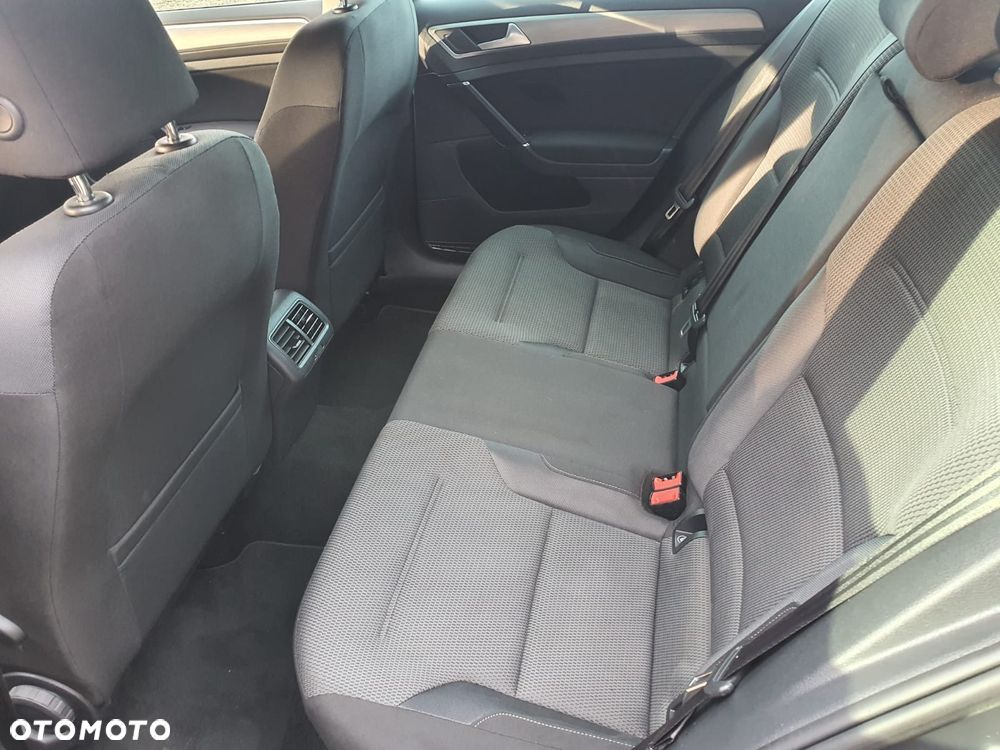 Volkswagen Golf Variant 1.6 TDI BlueMotion Technology Comfortline - 11