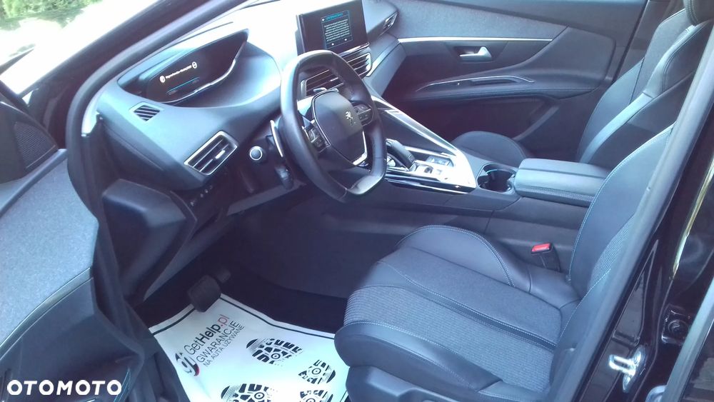 Peugeot 3008 1.5 BlueHDi Allure S&S EAT8 - 26