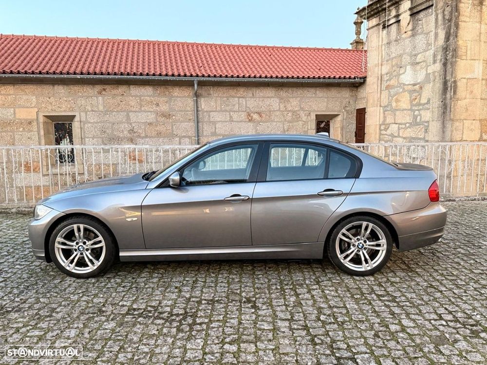 BMW 318 d - 21