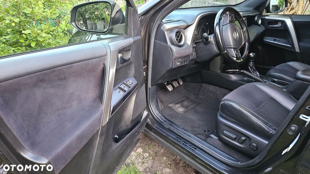 Toyota RAV4 2.0 D-4D Premium 4x2 - 21