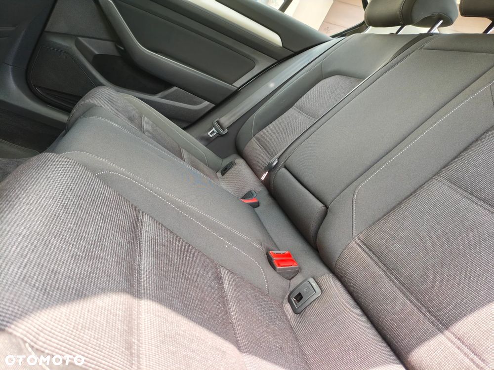 Volkswagen Passat 2.0 TDI BMT Highline DSG - 27