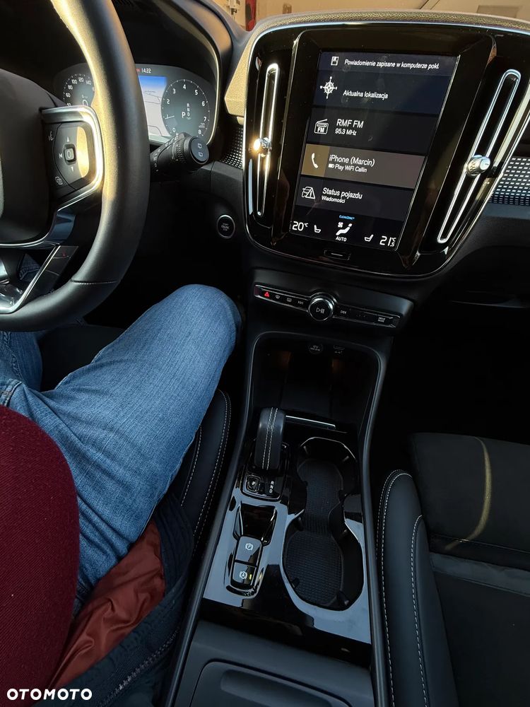 Volvo XC 40 T5 AWD R-Design - 27