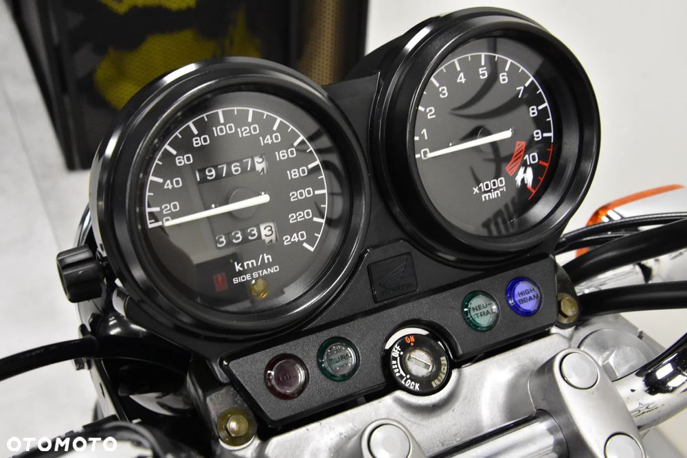 Honda CB - 17