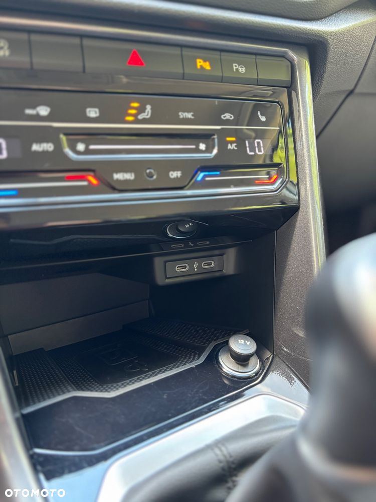 Volkswagen T-Roc 2.0 TDI Life Plus - 26