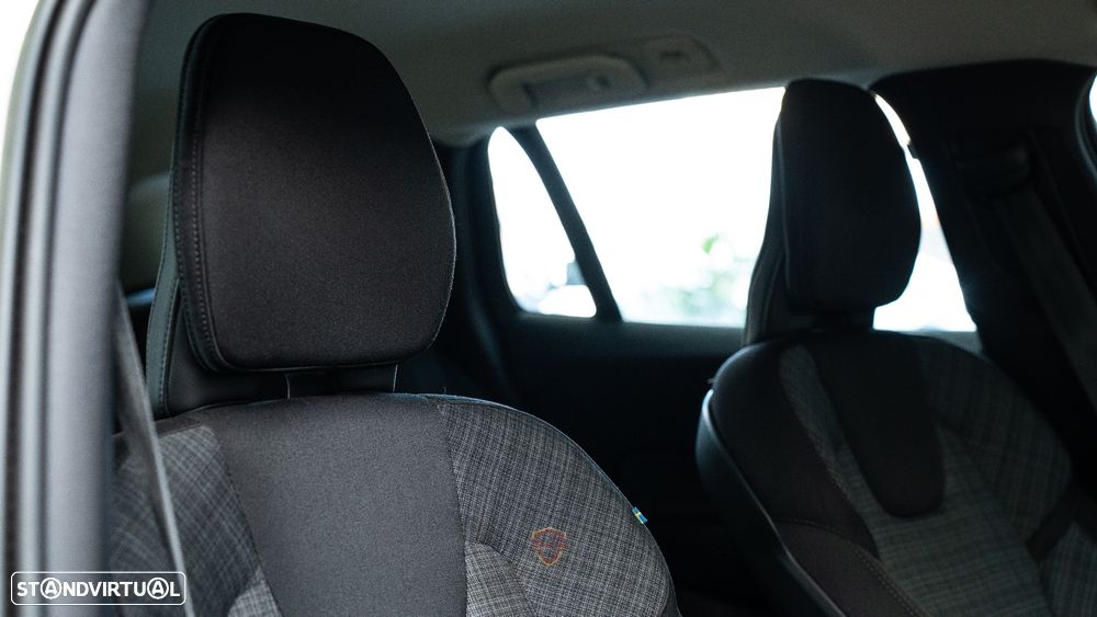 Volvo V60 2.0 T6 AWD TE Core - 36