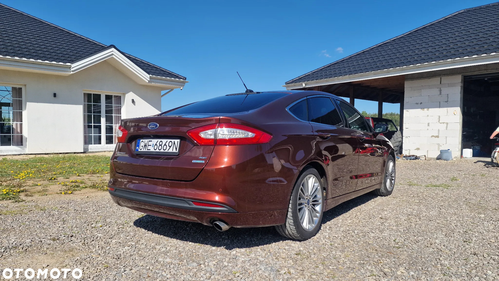 Ford Fusion - 8