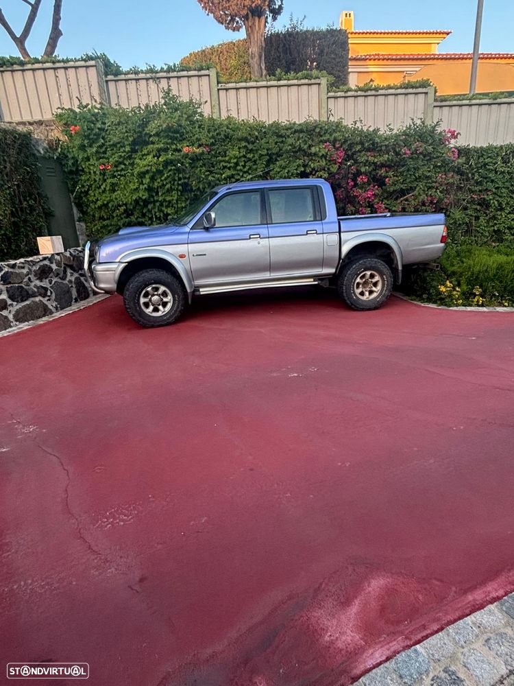 Mitsubishi L200 - 4