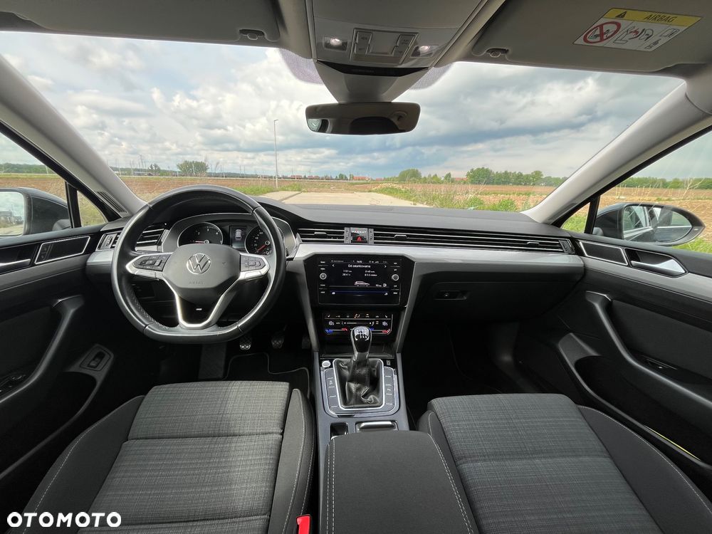 Volkswagen Passat 2.0 TDI EVO Business - 11