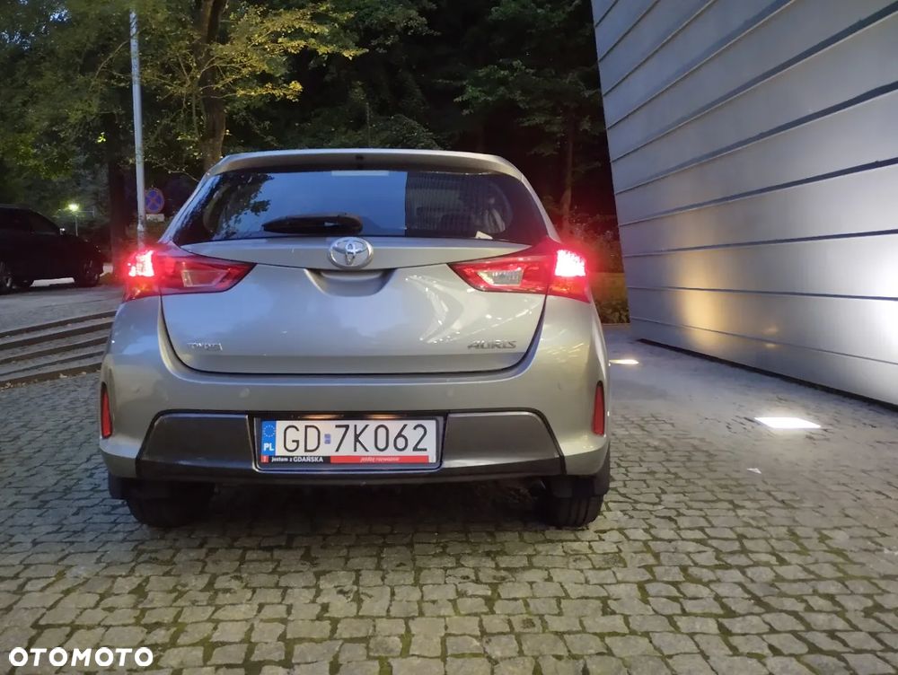 Toyota Auris 1.33 VVT-i Life Comfort - 22