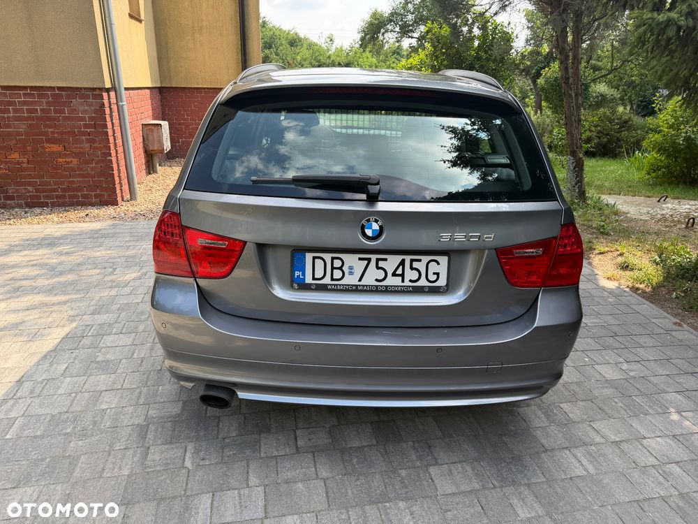 BMW Seria 3 320d - 8