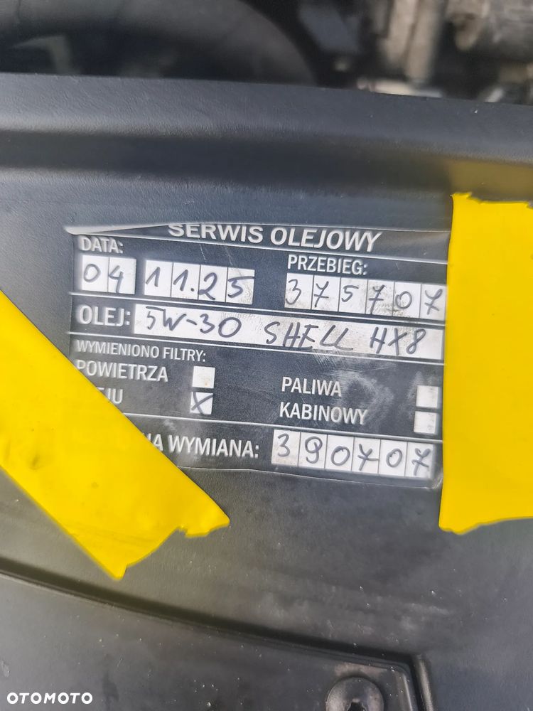 Volkswagen Passat 2.0 TDI DPF Individual - 6