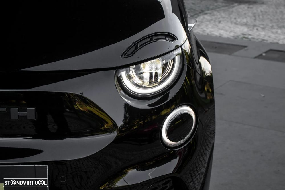 Abarth 500e Turismo - 8