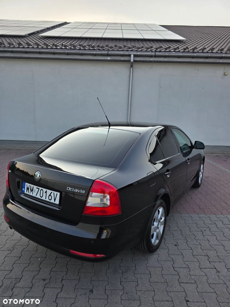 Skoda Octavia 1.6 Elegance - 5